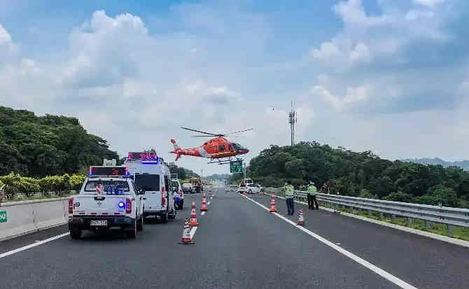 天山区高速公路汽车救援案例